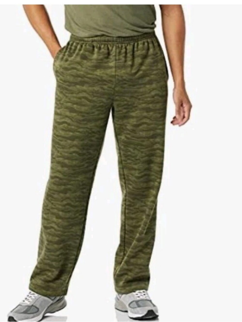 Amazon Essentials  Relaxed Straight Leg Fleece Open Bottom Sweatpant, Camo XXL